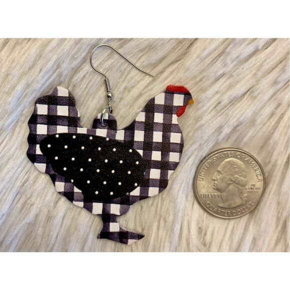 NEW Shabby Chic Farmhouse Black White Checkered Polka Dot Chicken Earrings - Picture 3 of 4